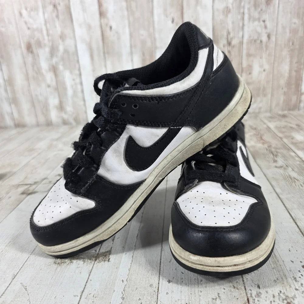 Nike Dunk Low Panda‎ Black White Sneakers CW1588-100 Kids Size 2.5Y